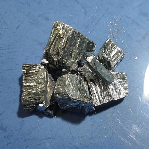 Yttrium Metal 3N - Image 2